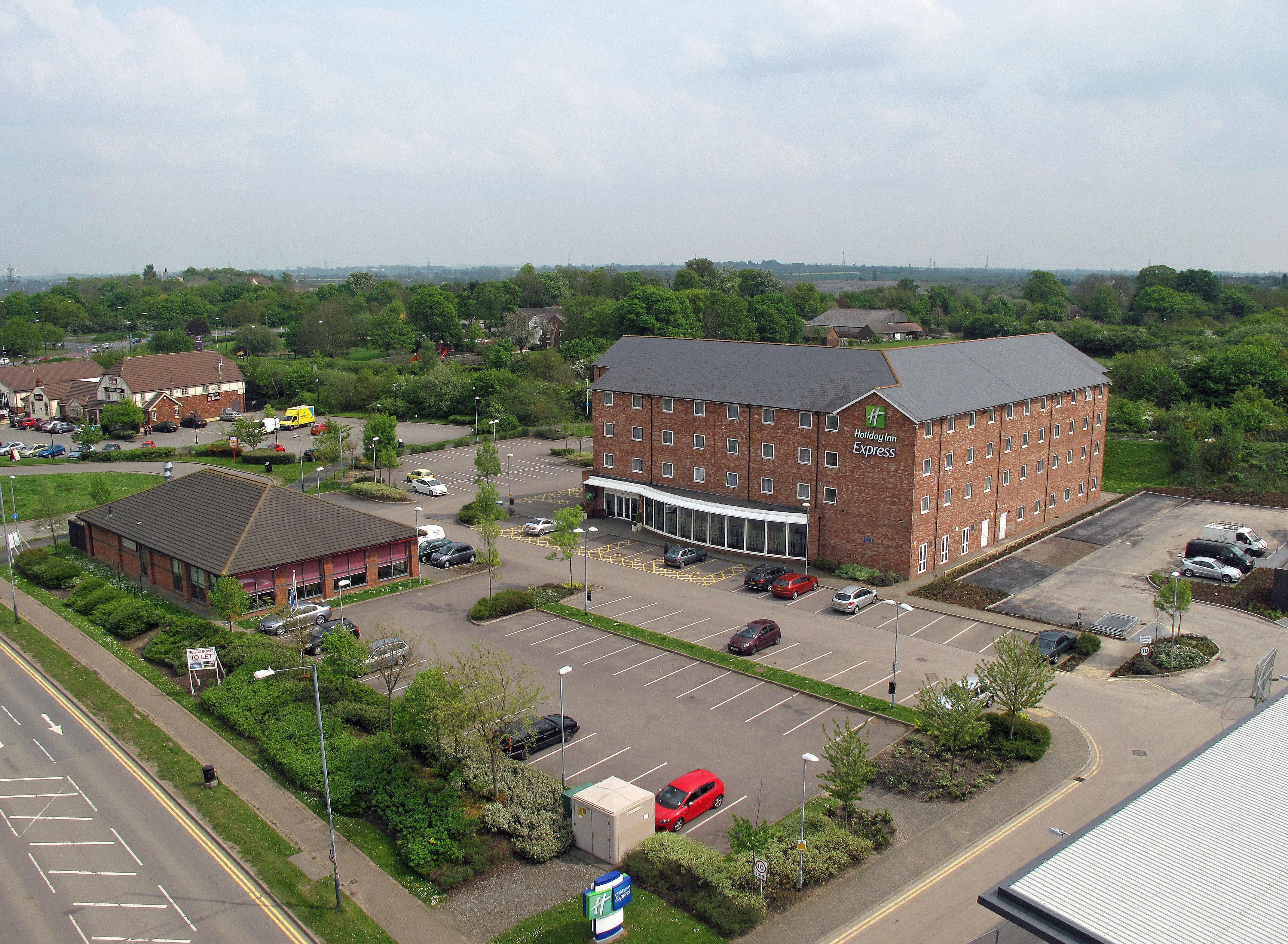 Holiday Inn Express Nuneaton By Ihg Zewnętrze zdjęcie