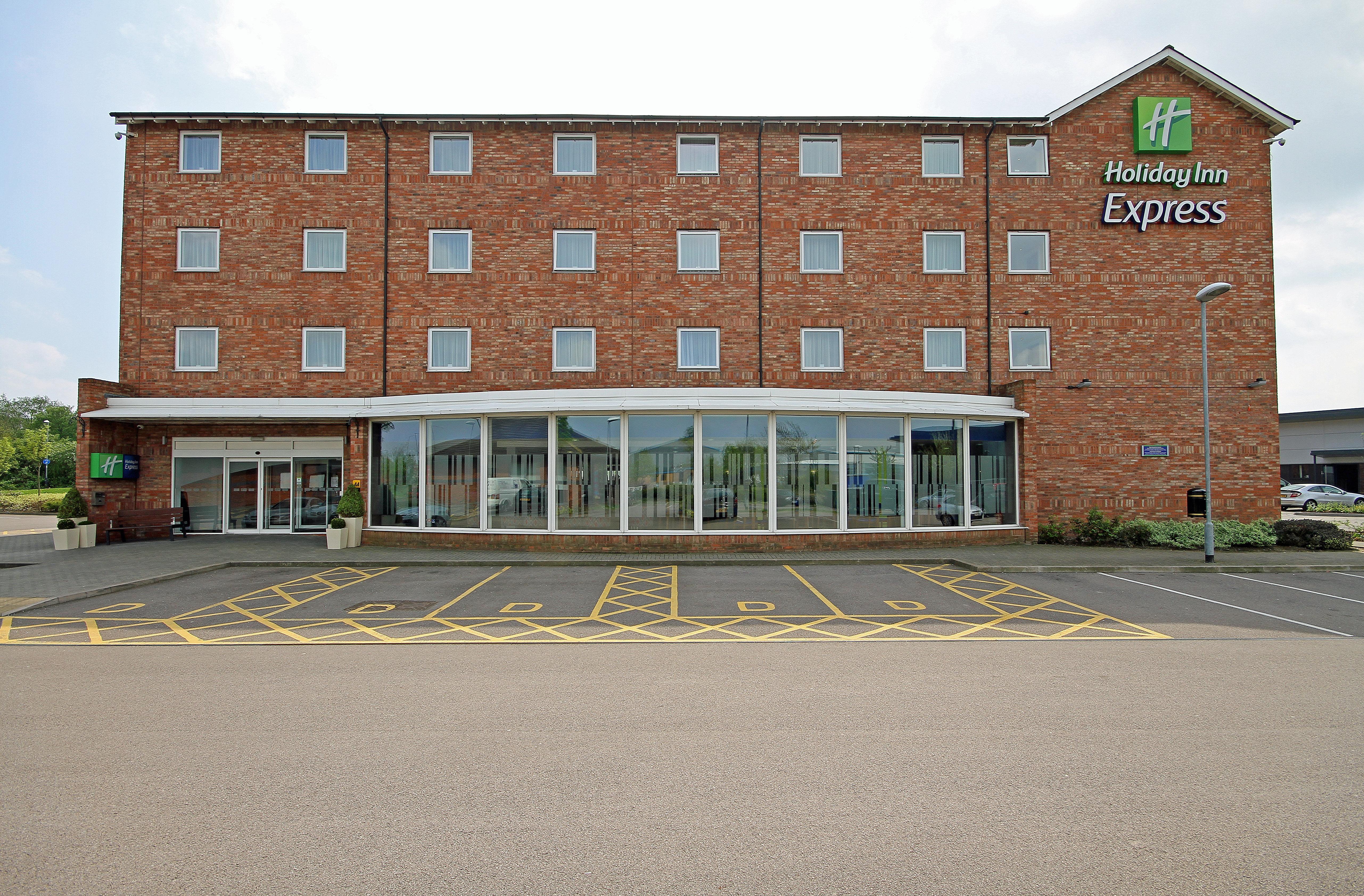 Holiday Inn Express Nuneaton By Ihg Zewnętrze zdjęcie