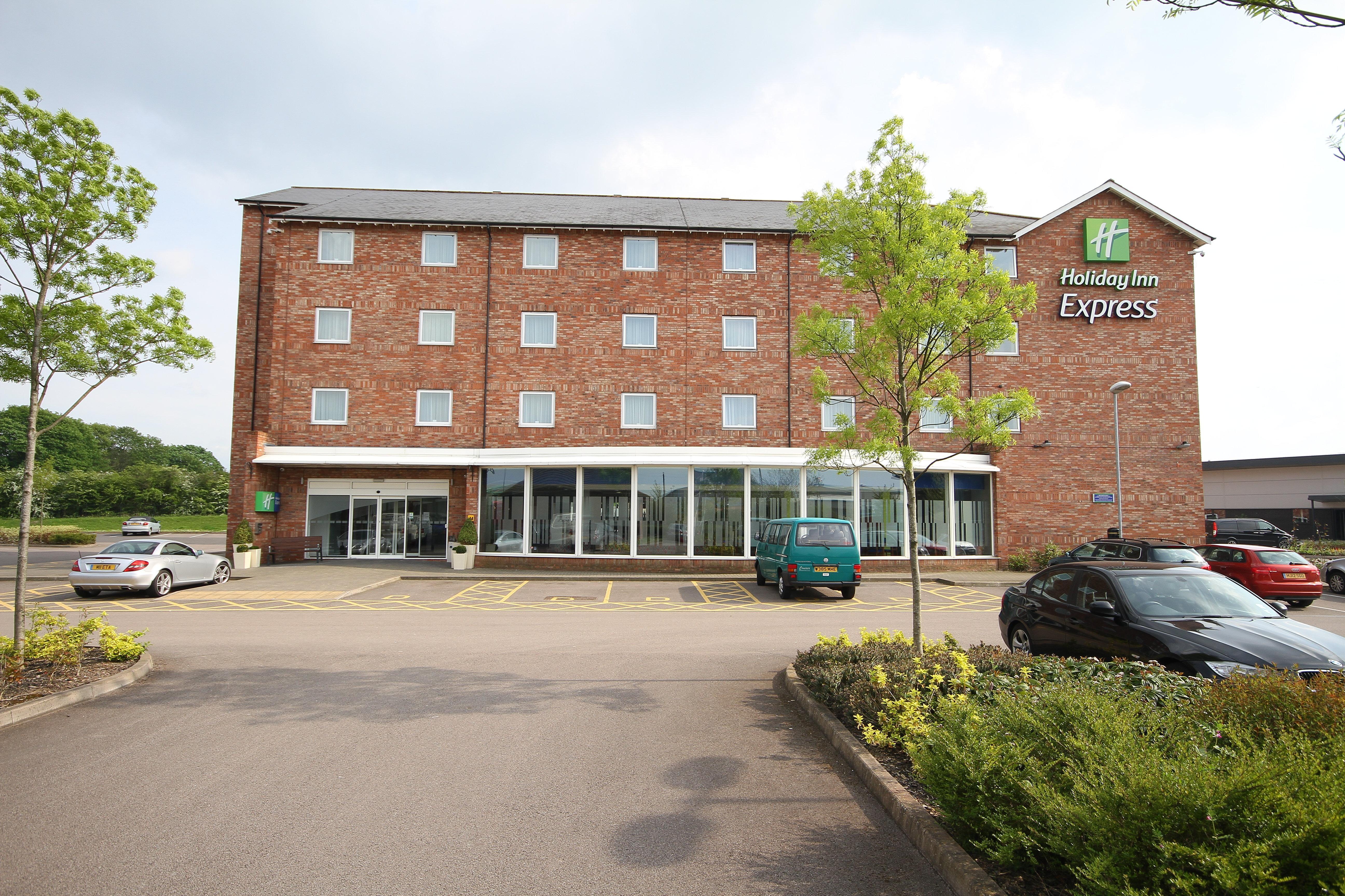 Holiday Inn Express Nuneaton By Ihg Zewnętrze zdjęcie