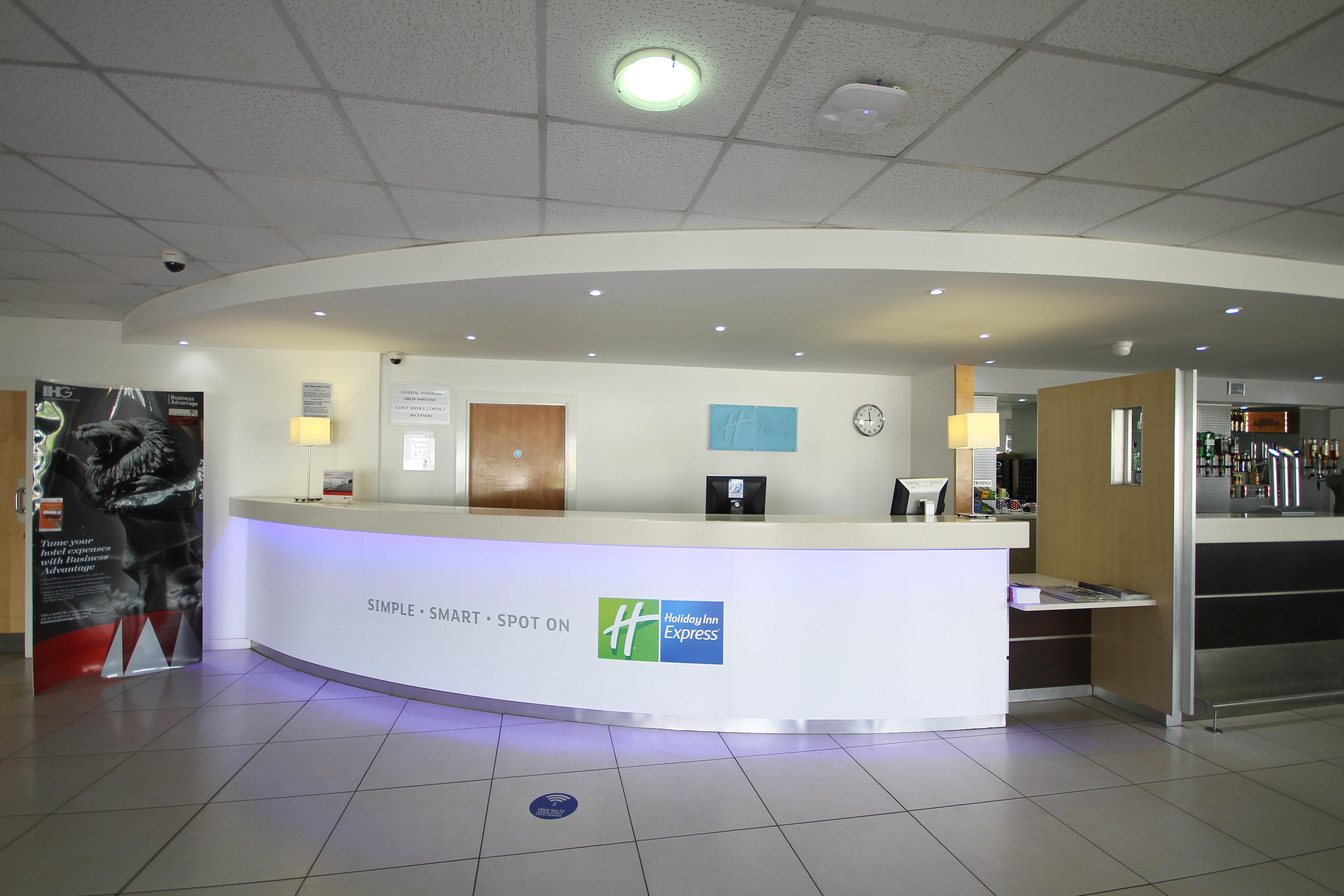 Holiday Inn Express Nuneaton By Ihg Zewnętrze zdjęcie