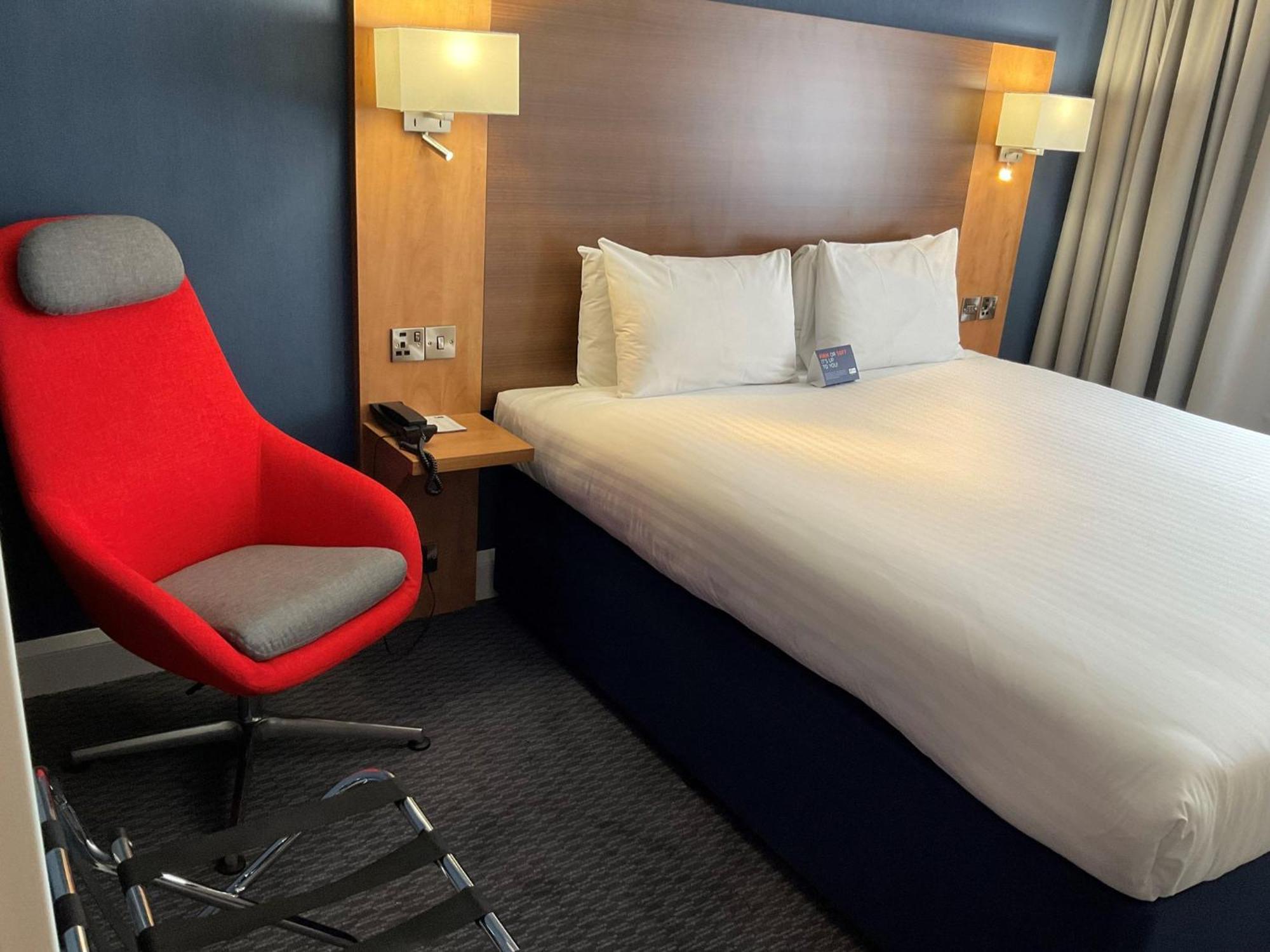 Holiday Inn Express Nuneaton By Ihg Zewnętrze zdjęcie