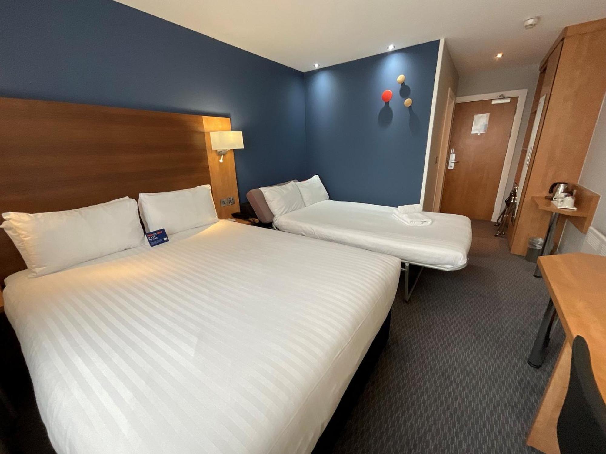 Holiday Inn Express Nuneaton By Ihg Zewnętrze zdjęcie