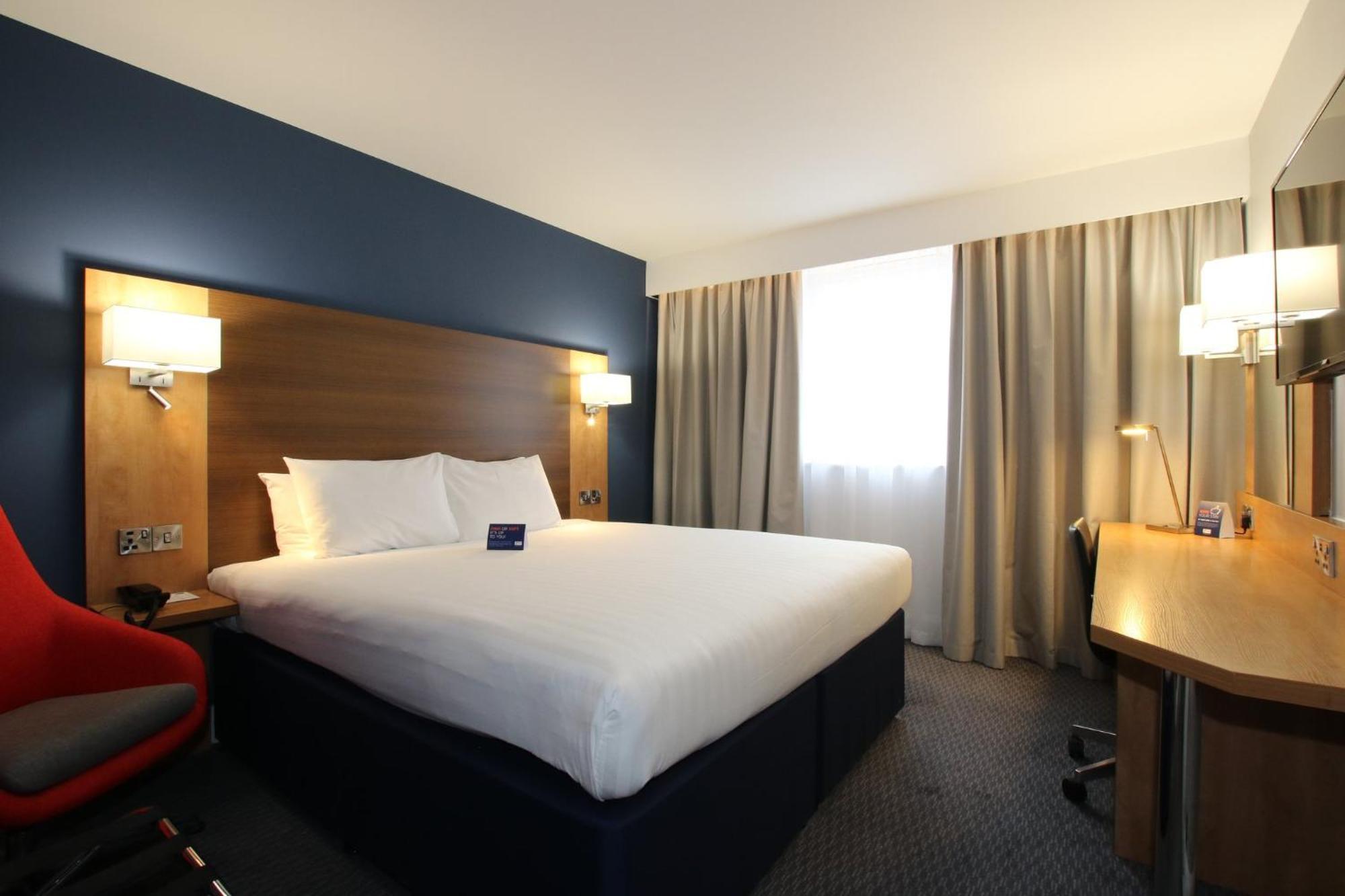 Holiday Inn Express Nuneaton By Ihg Zewnętrze zdjęcie