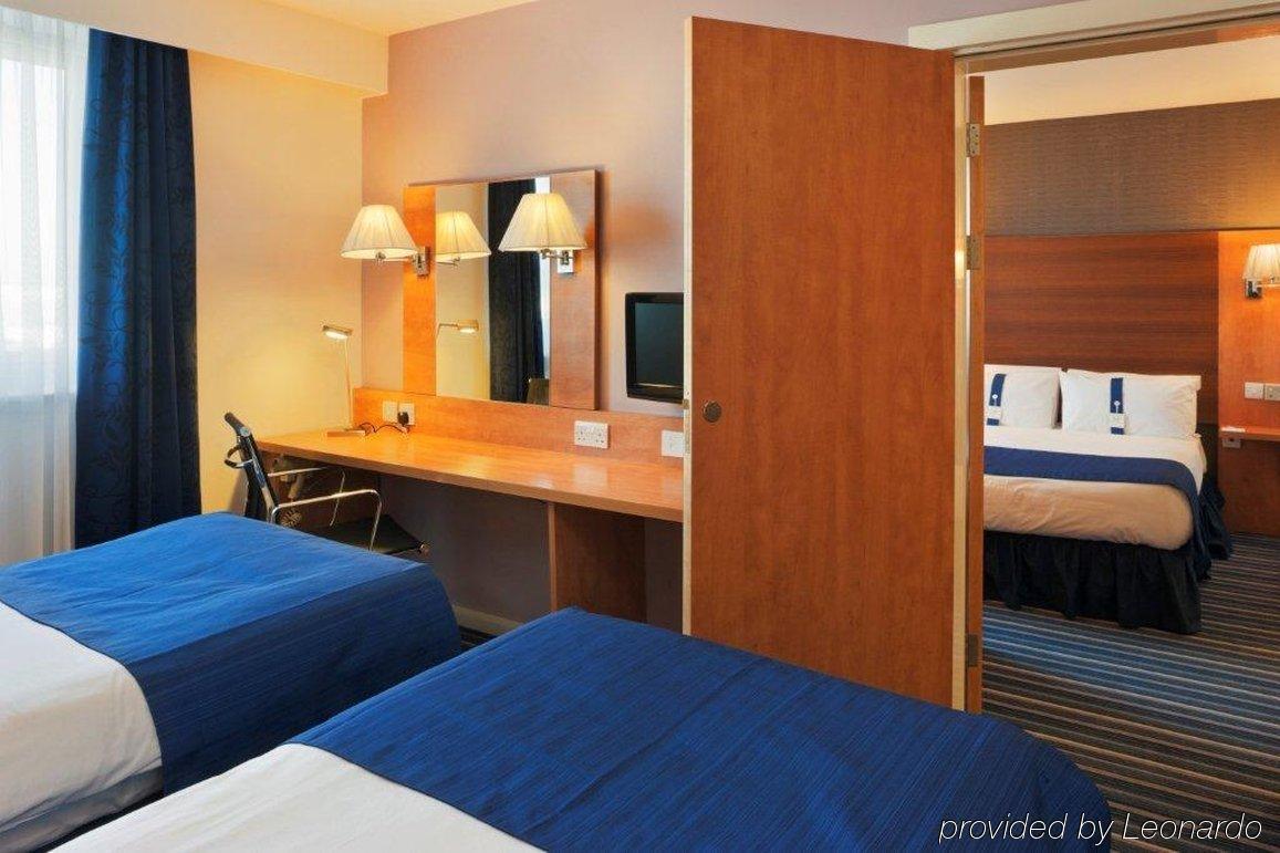Holiday Inn Express Nuneaton By Ihg Pokój zdjęcie