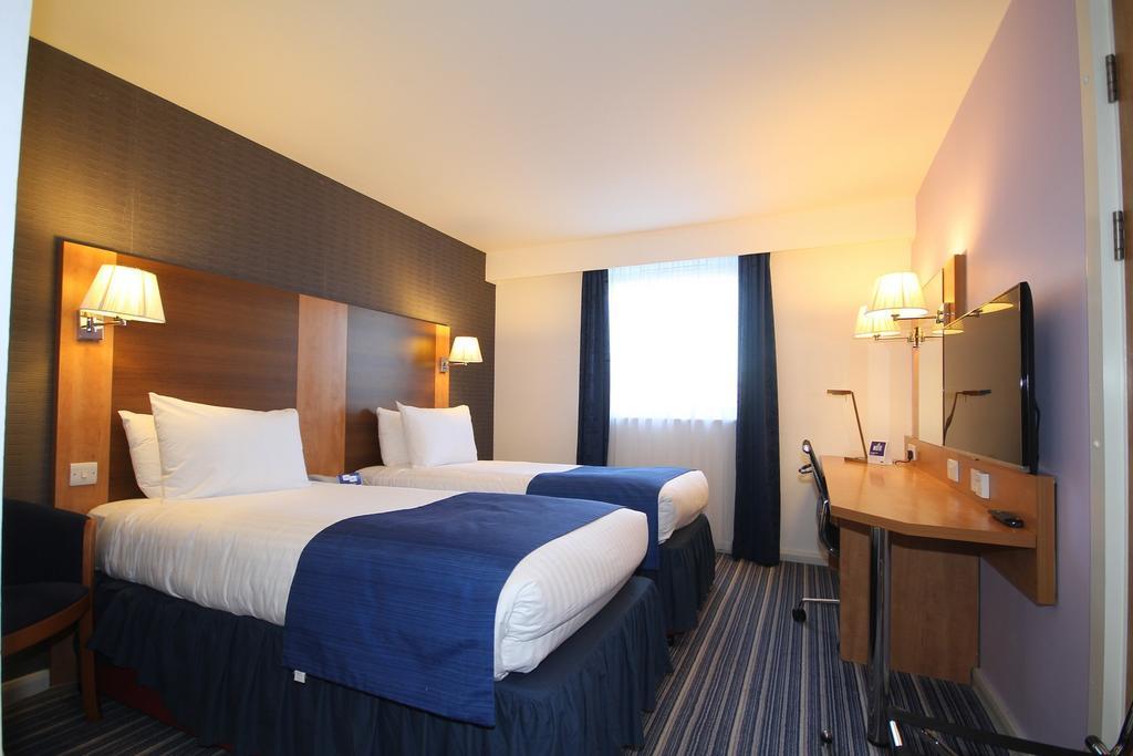 Holiday Inn Express Nuneaton By Ihg Zewnętrze zdjęcie