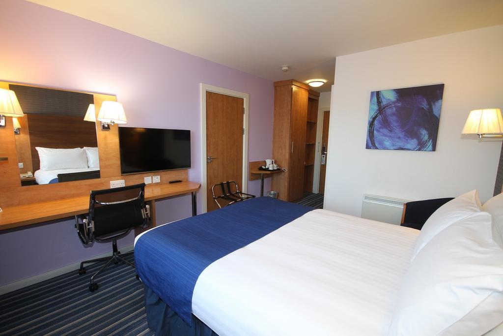 Holiday Inn Express Nuneaton By Ihg Zewnętrze zdjęcie